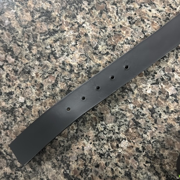 All Black Gucci Belt - Picture 4 of 5